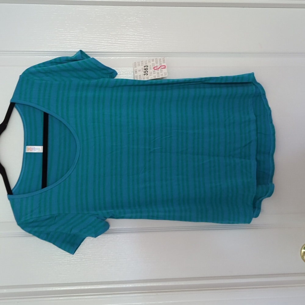 NWT LuLaRoe Classic T Sz S